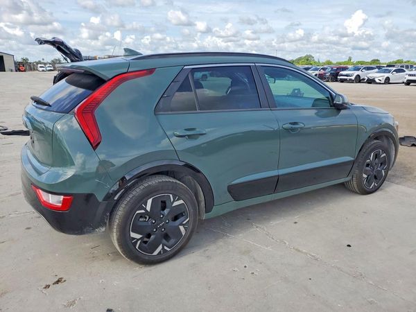 2024 KIA NIRO Wind