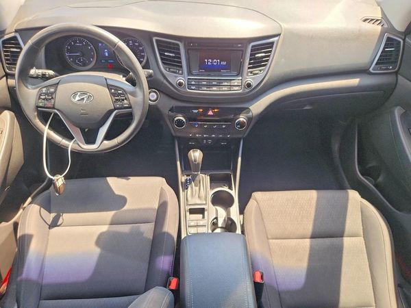 2017 HYUNDAI TUCSON