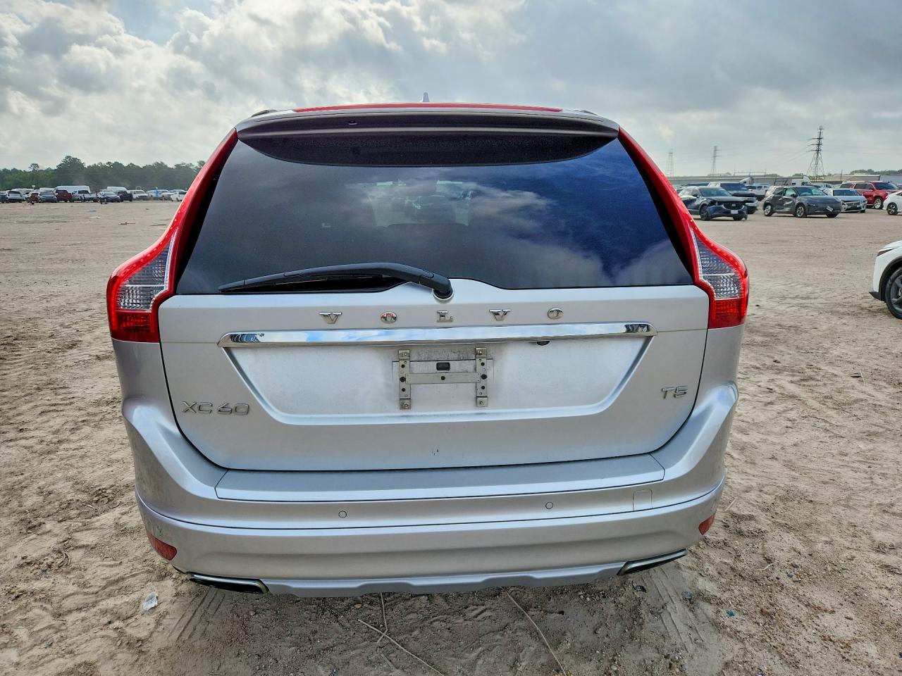 2017 VOLVO XC60 Inscription