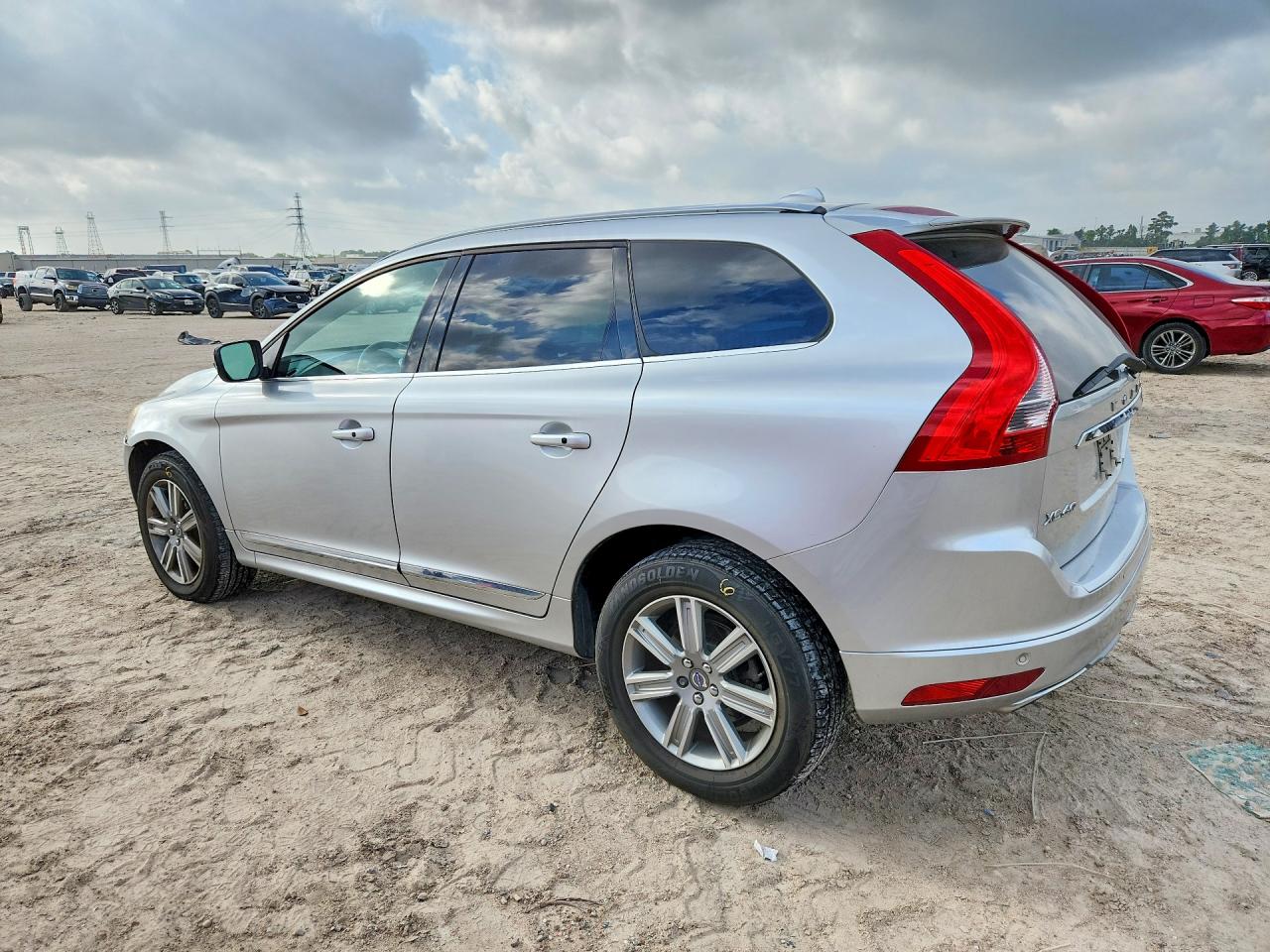 2017 VOLVO XC60 Inscription