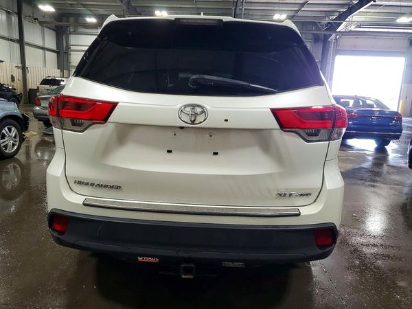 2019 TOYOTA HIGHLANDER SE/XLE