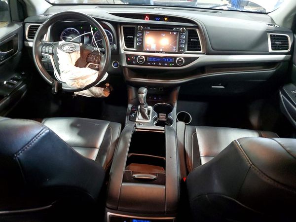 2019 TOYOTA HIGHLANDER SE/XLE