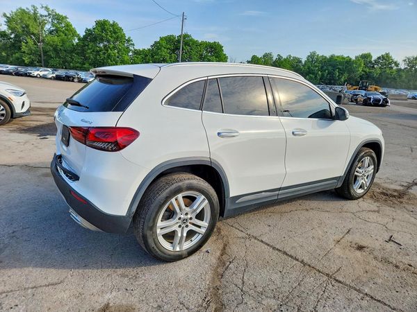 2021 MERCEDES-BENZ GLA GLA250-4M