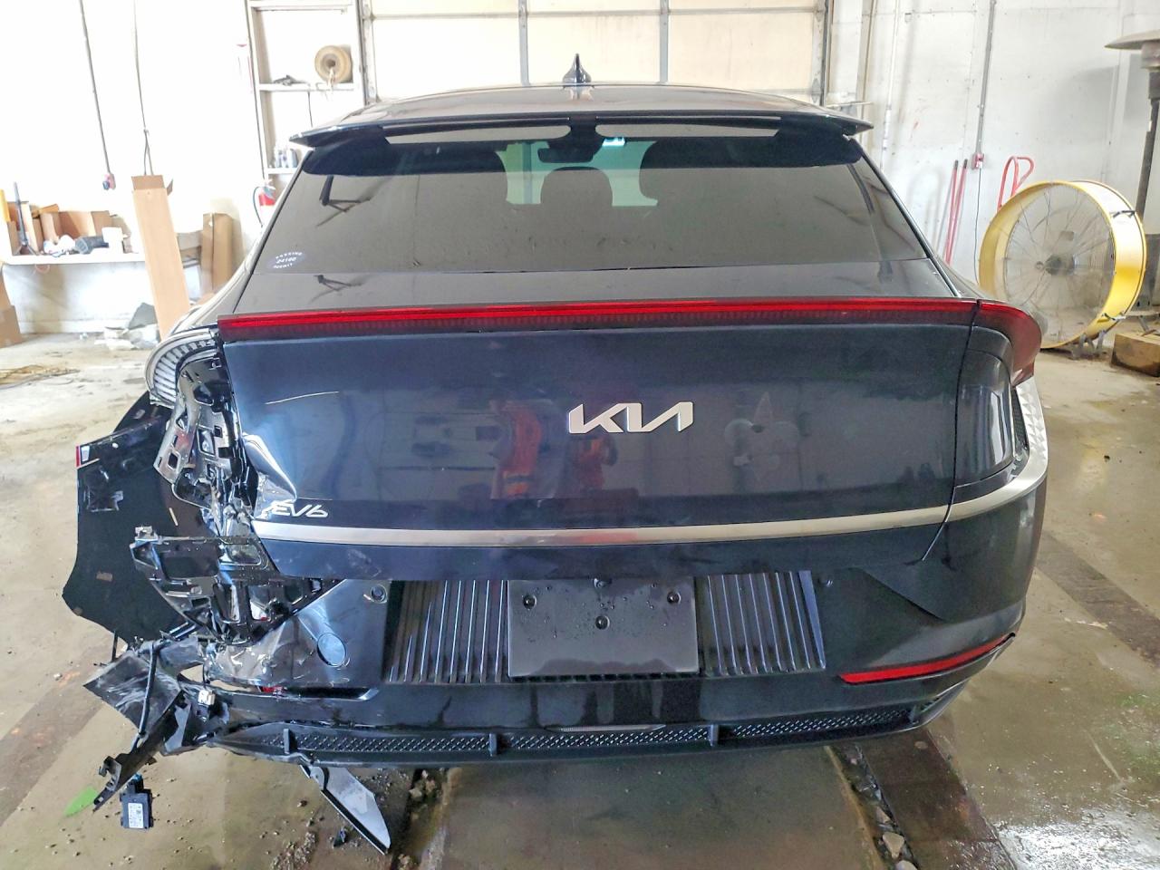 2023 KIA EV6 Light, Wind