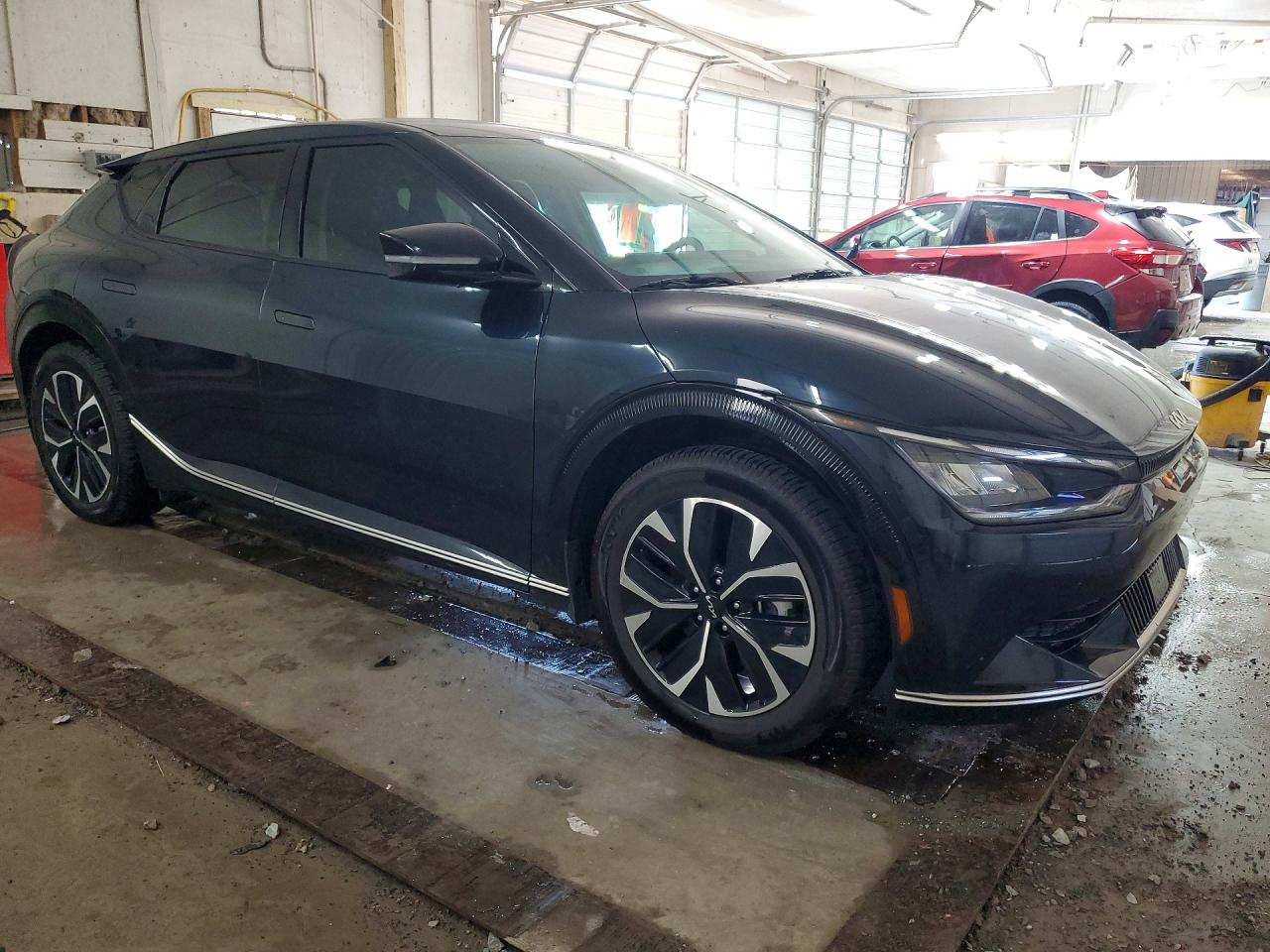 2023 KIA EV6 Light, Wind