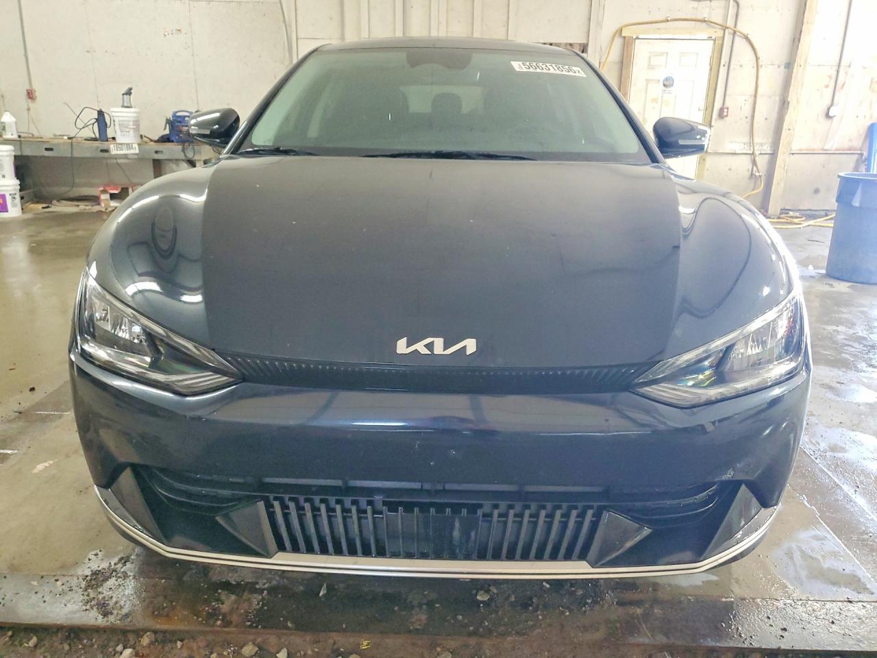2023 KIA EV6 Light, Wind