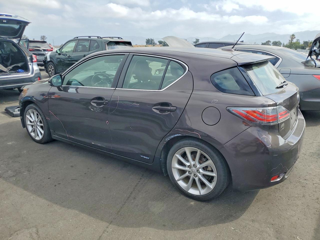 2012 LEXUS CT 200h