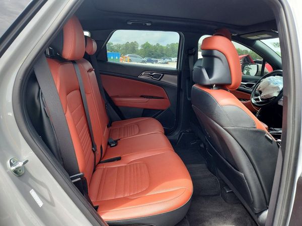 2024 KIA SPORTAGE SX