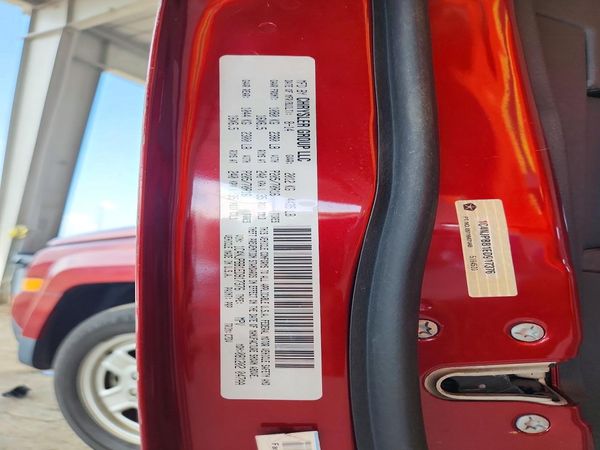 2014 JEEP PATRIOT Sport — VINS