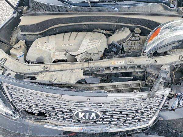 2014 KIA SORENTO SX
