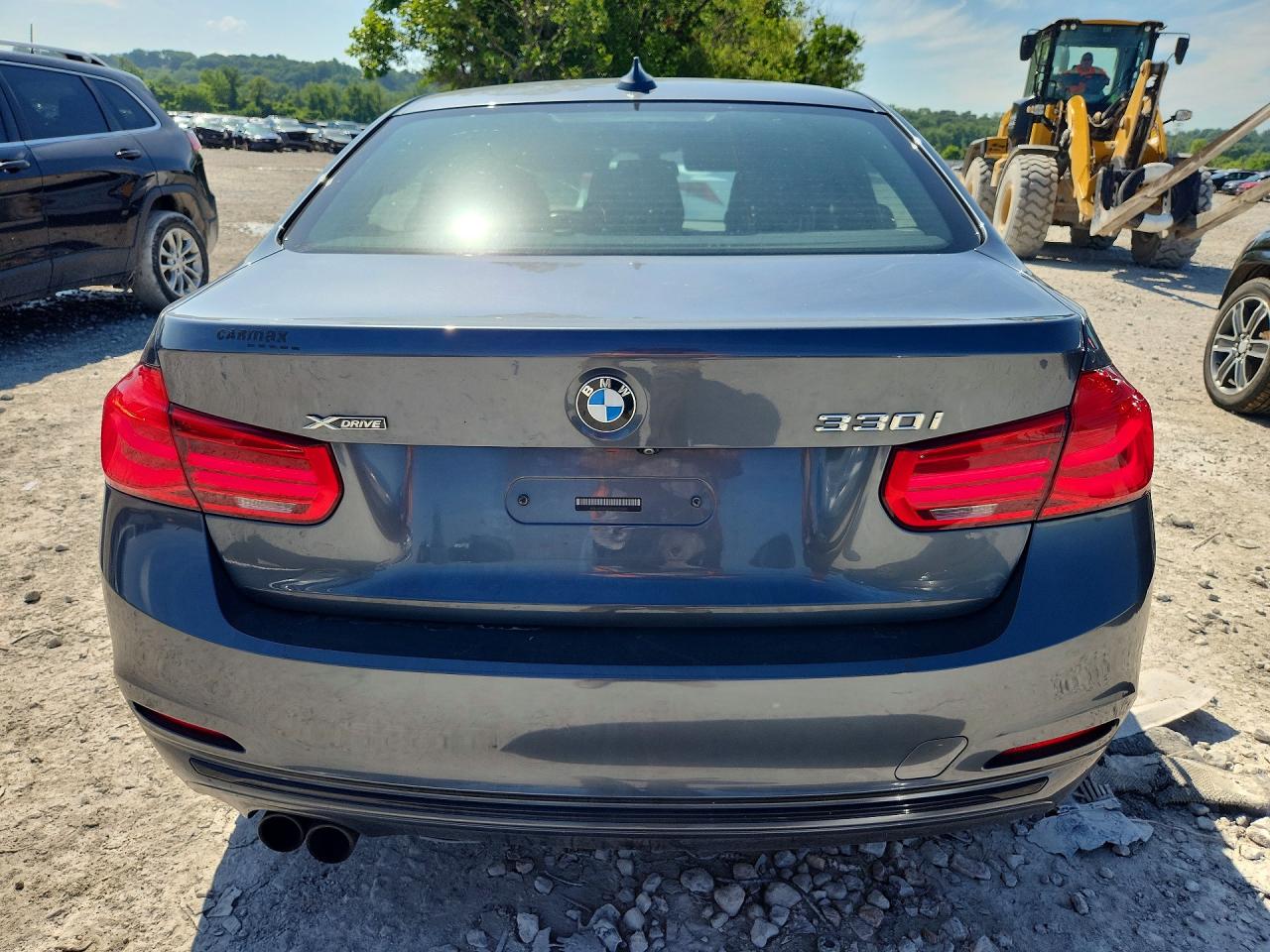 2018 BMW 330 xDrive SA