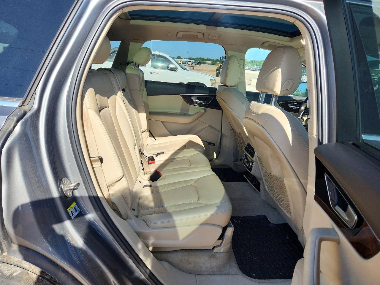 2017 AUDI Q7 quattro Prestige
