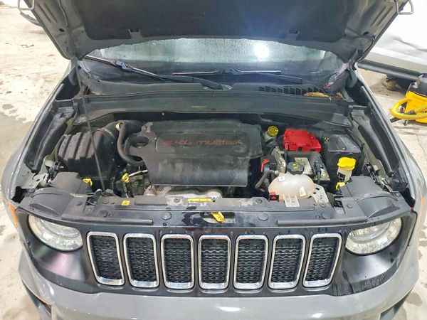 2019 JEEP RENEGADE LATITUDE 4X4