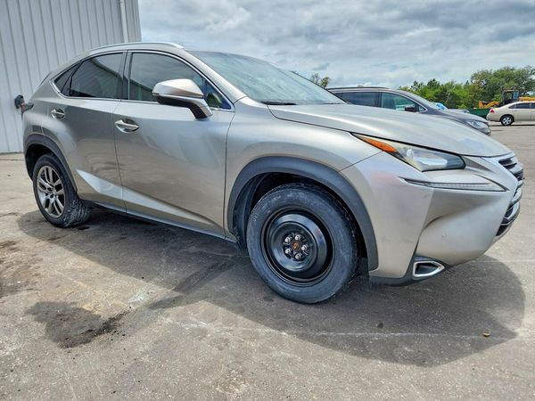 2015 LEXUS NX 200t Luxury