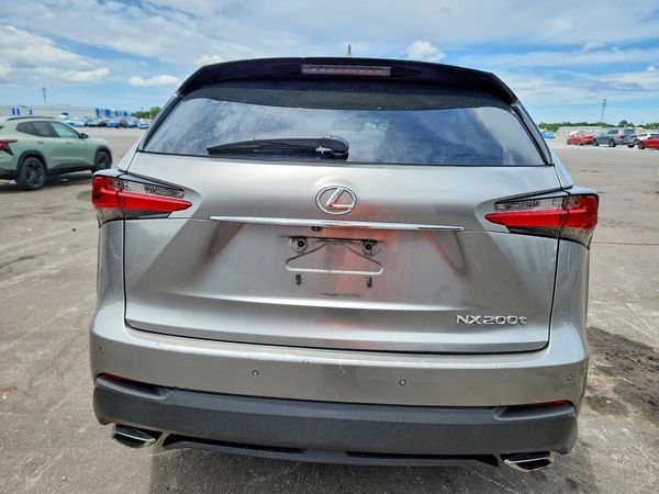 2015 LEXUS NX 200t Luxury