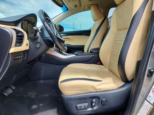 2015 LEXUS NX 200t Luxury