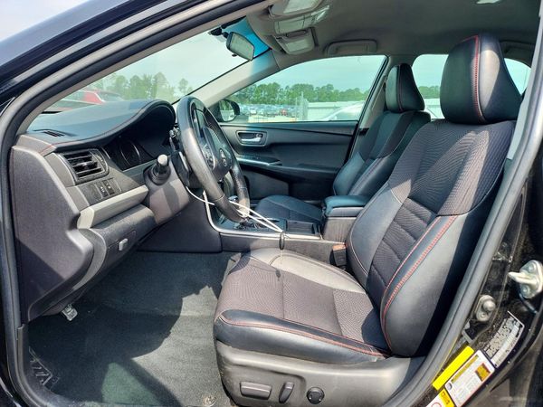 2016 TOYOTA CAMRY