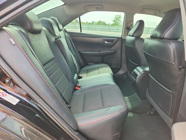 2016 TOYOTA CAMRY