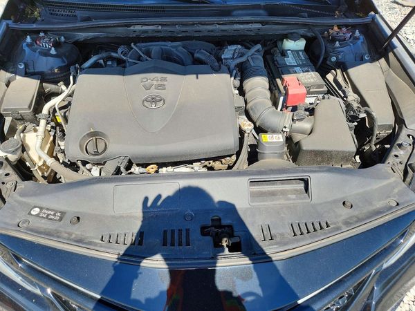 2018 TOYOTA CAMRY