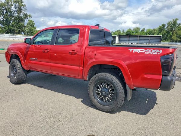 2018 TOYOTA TACOMA