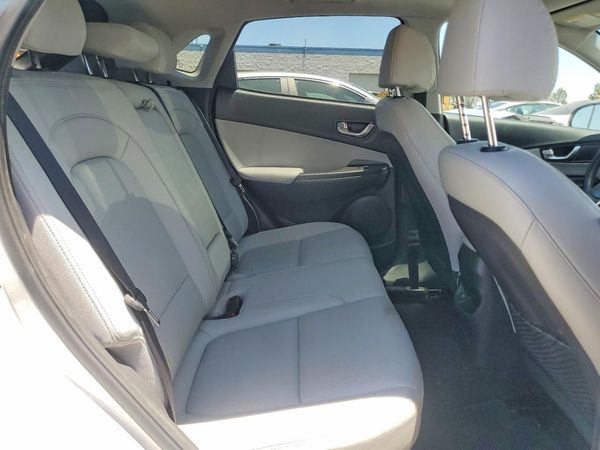 2022 HYUNDAI KONA Limited