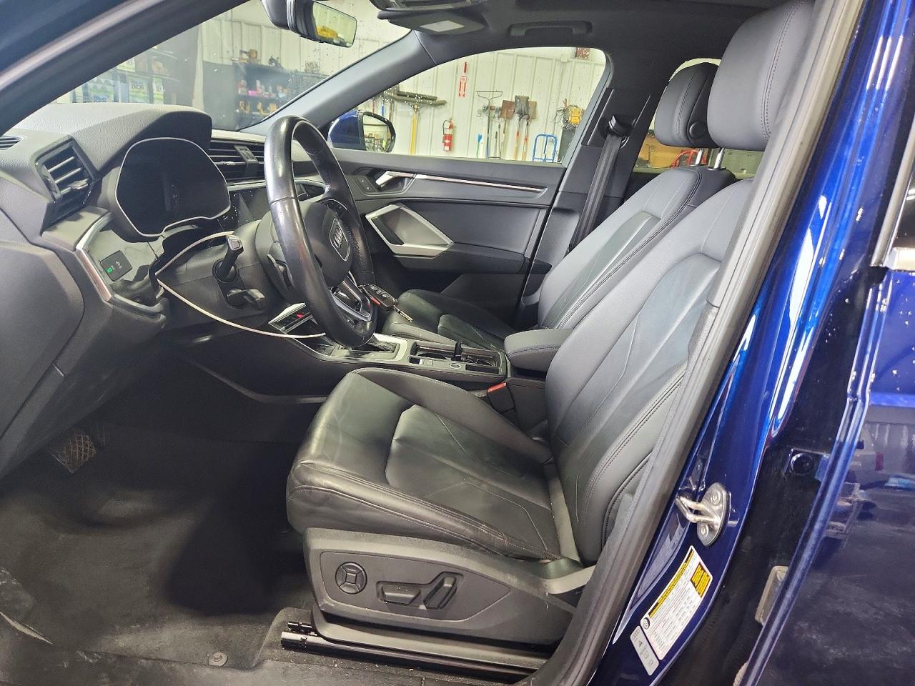 2024 AUDI Q3 S Line quattro Premium