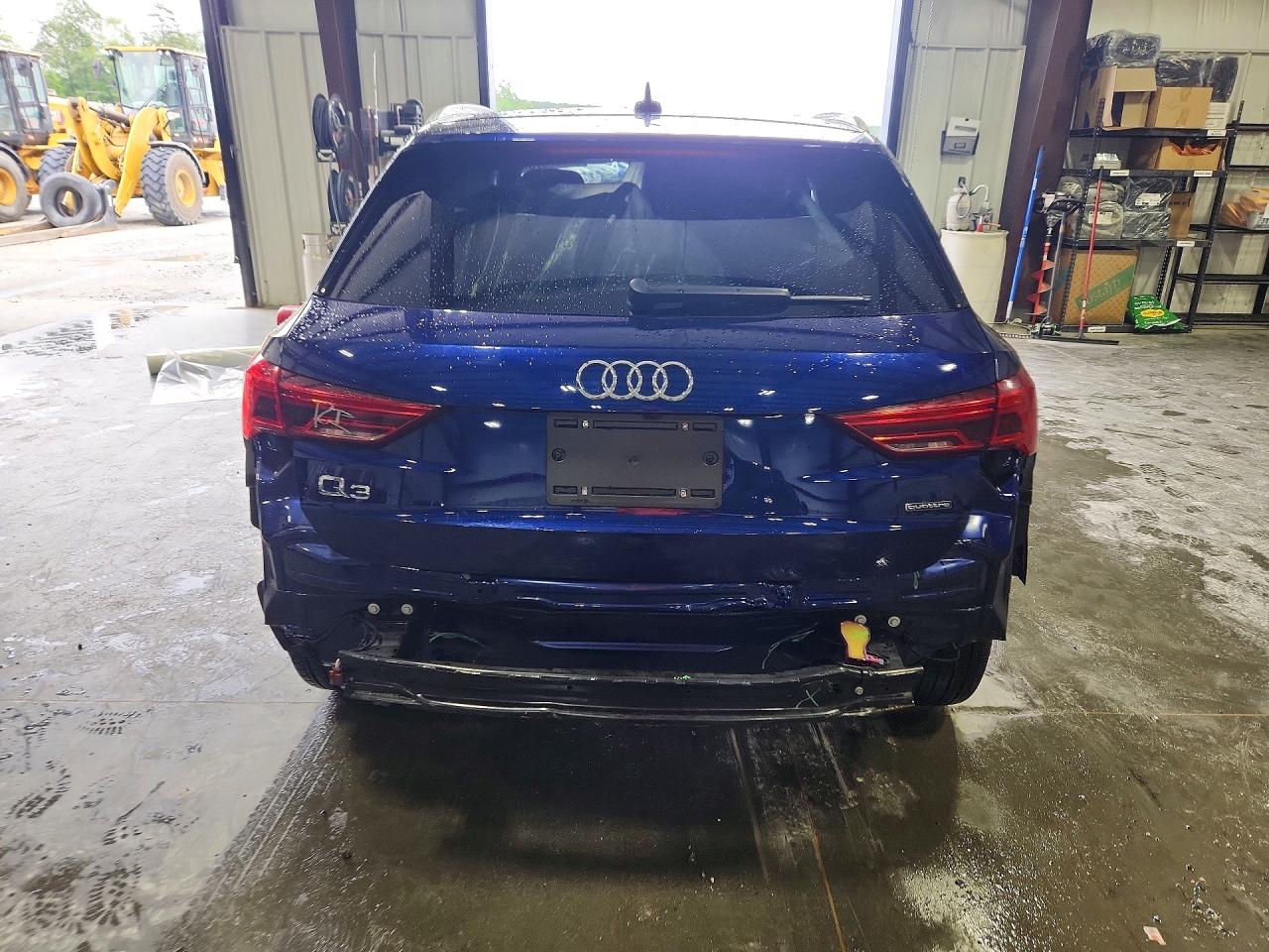 2024 AUDI Q3 S Line quattro Premium