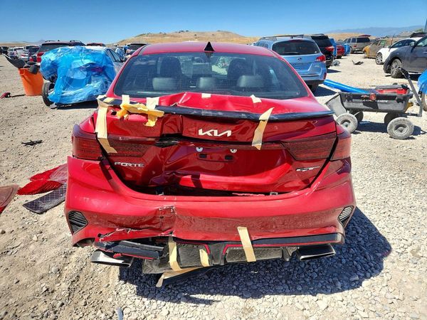 2023 KIA FORTE GT
