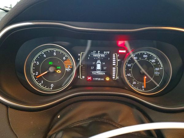 2019 JEEP CHEROKEE LATITUDE FWD