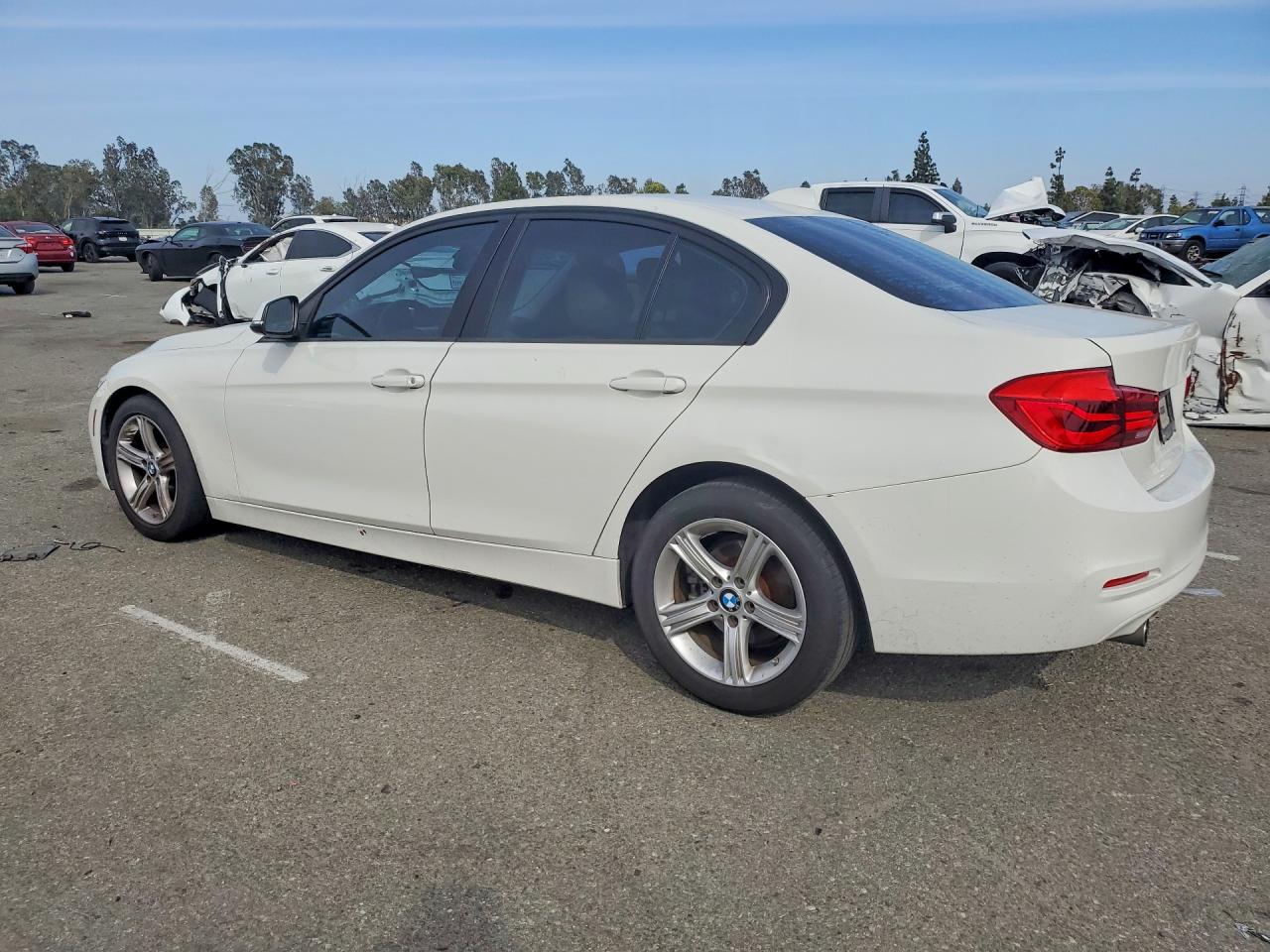 2018 BMW 320