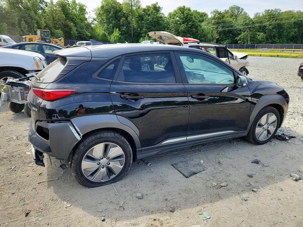 2021 HYUNDAI KONA SEL