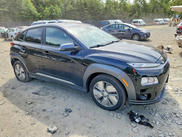 2021 HYUNDAI KONA SEL