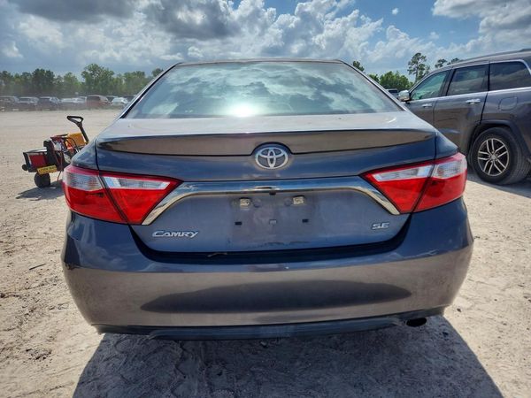 2016 TOYOTA CAMRY