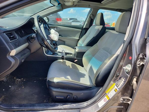 2016 TOYOTA CAMRY