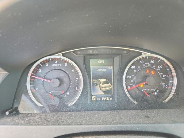 2016 TOYOTA CAMRY