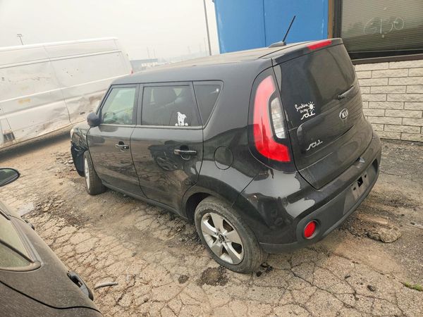 2017 KIA SOUL