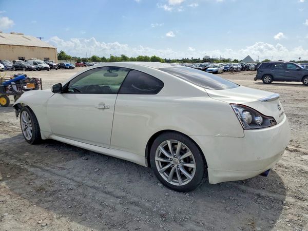 2013 INFINITI G37 COUPE
