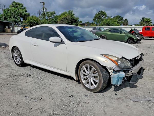 2013 INFINITI G37 COUPE