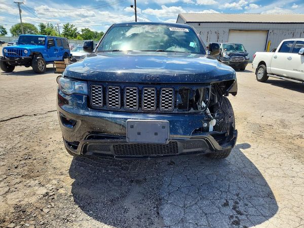 2019 JEEP GRAND CHEROKEE LAREDO 4X4