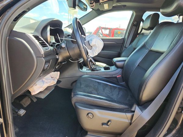 2019 JEEP GRAND CHEROKEE LAREDO 4X4