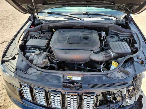 2019 JEEP GRAND CHEROKEE LAREDO 4X4