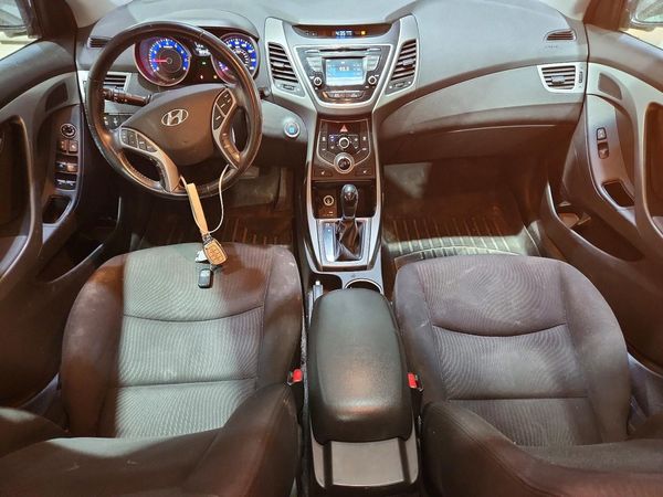 2016 HYUNDAI ELANTRA