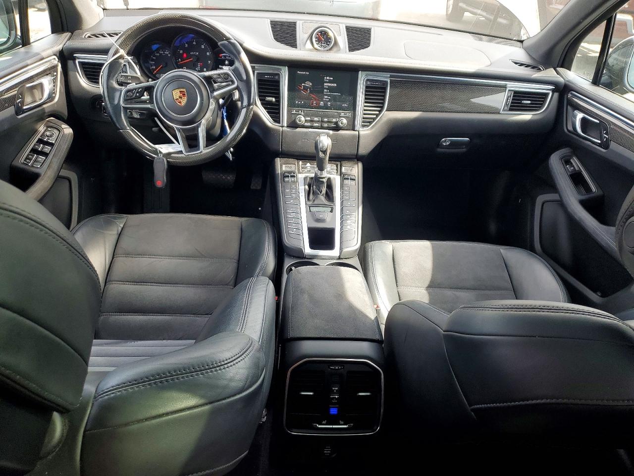 2018 PORSCHE MACAN Macan GTS