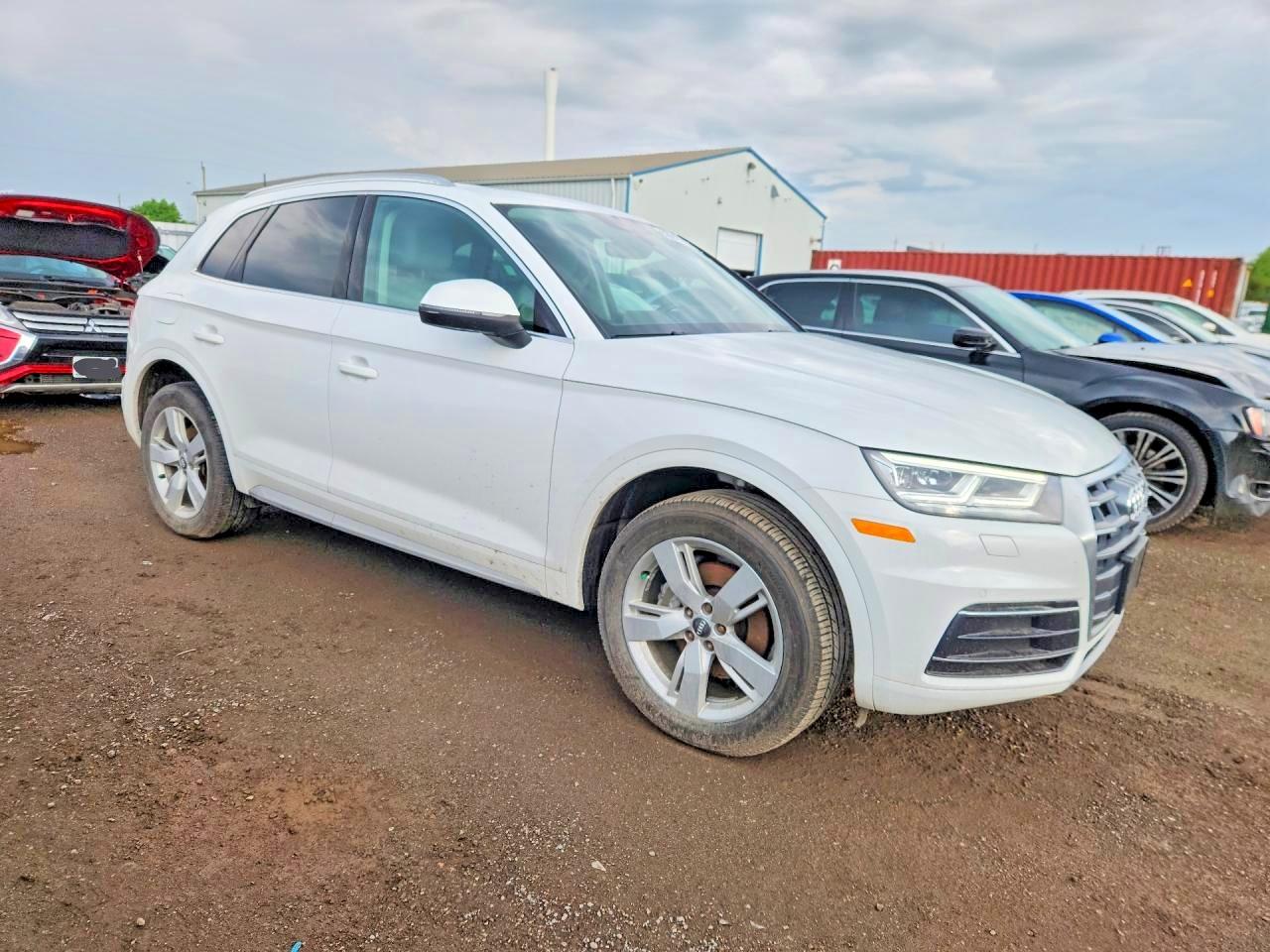 2019 AUDI Q5 quattro Prestige