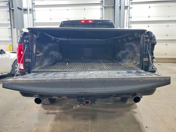 2015 RAM 1500 ST QUAD CAB 4X4