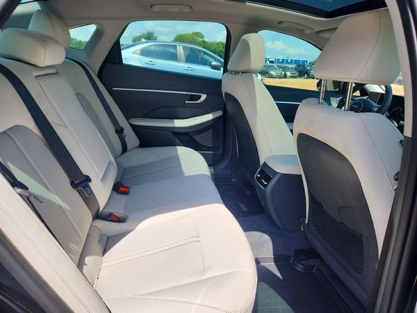 2026 HYUNDAI SONATA HYBRID SEL