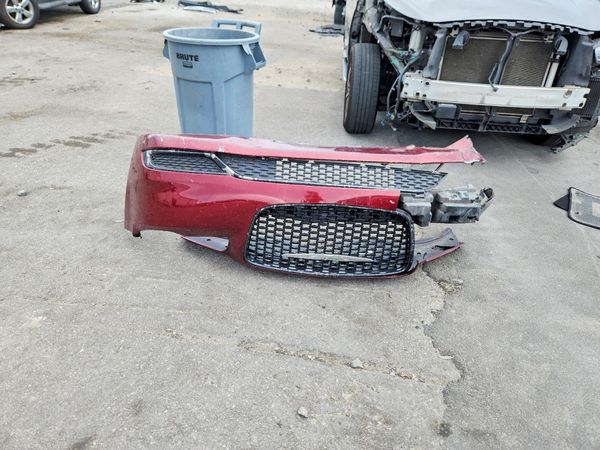 2019 CHRYSLER 300