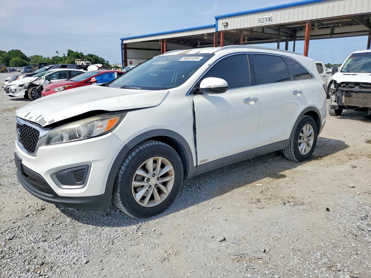 2016 KIA SORENTO L / LX