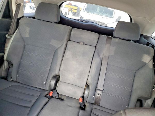 2016 KIA SORENTO L / LX