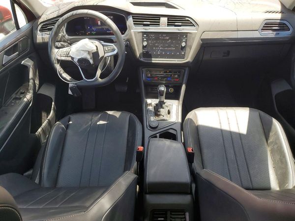 2022 VOLKSWAGEN TIGUAN 4Motion SE